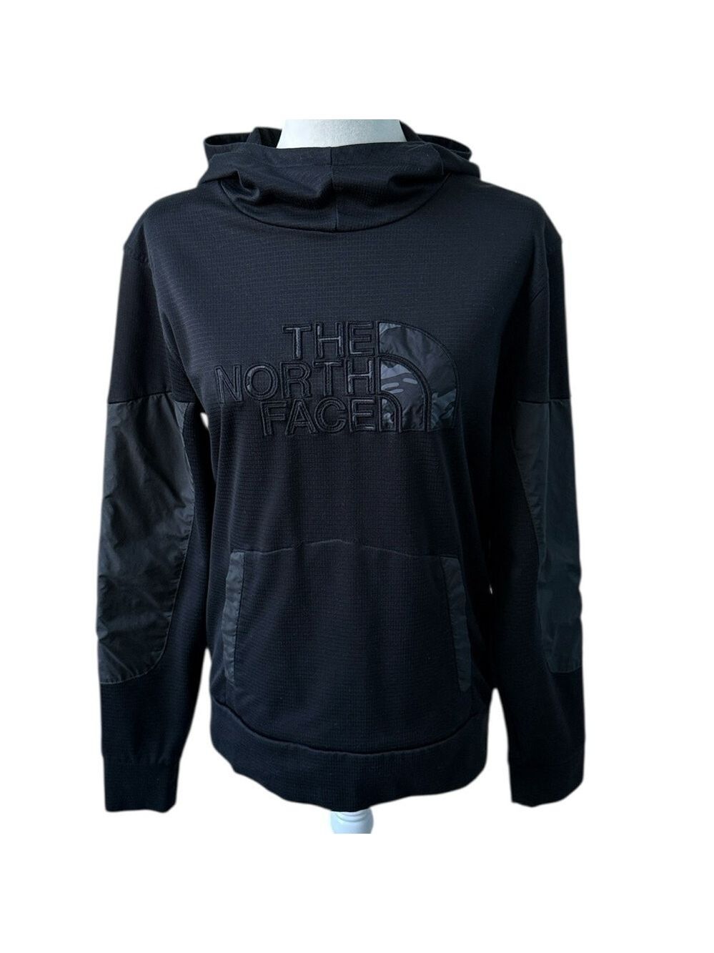 The North Face Train N Logo Black Pullover Hoodie Size Medium